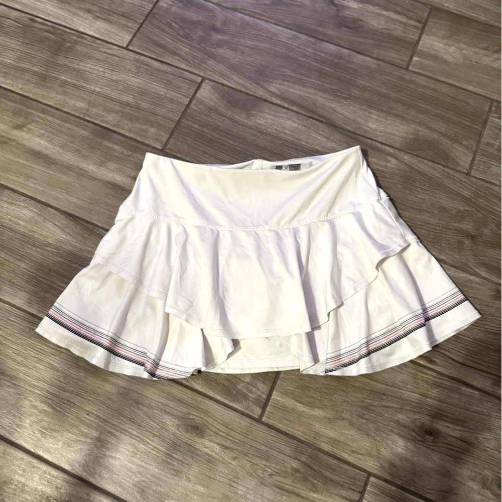 Lucky in Love x KSwiss White Layered Women's Skort golf tennis size small